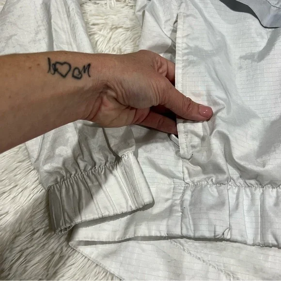 Nike Womens Windrunner Track Jacket Platinum/White Size Small EUC - Picture 13 of 15